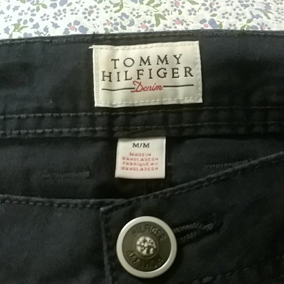 Tommy Hilfiger Skirt - Picture 4 of 8